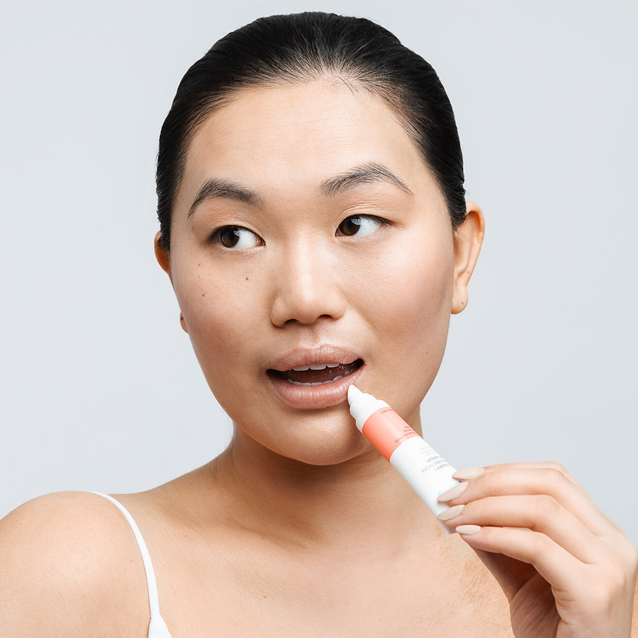 VITAMIN PROTECTION LIP BALM - NEMLENDİRİCİ DUDAK BALSAMI 10ML