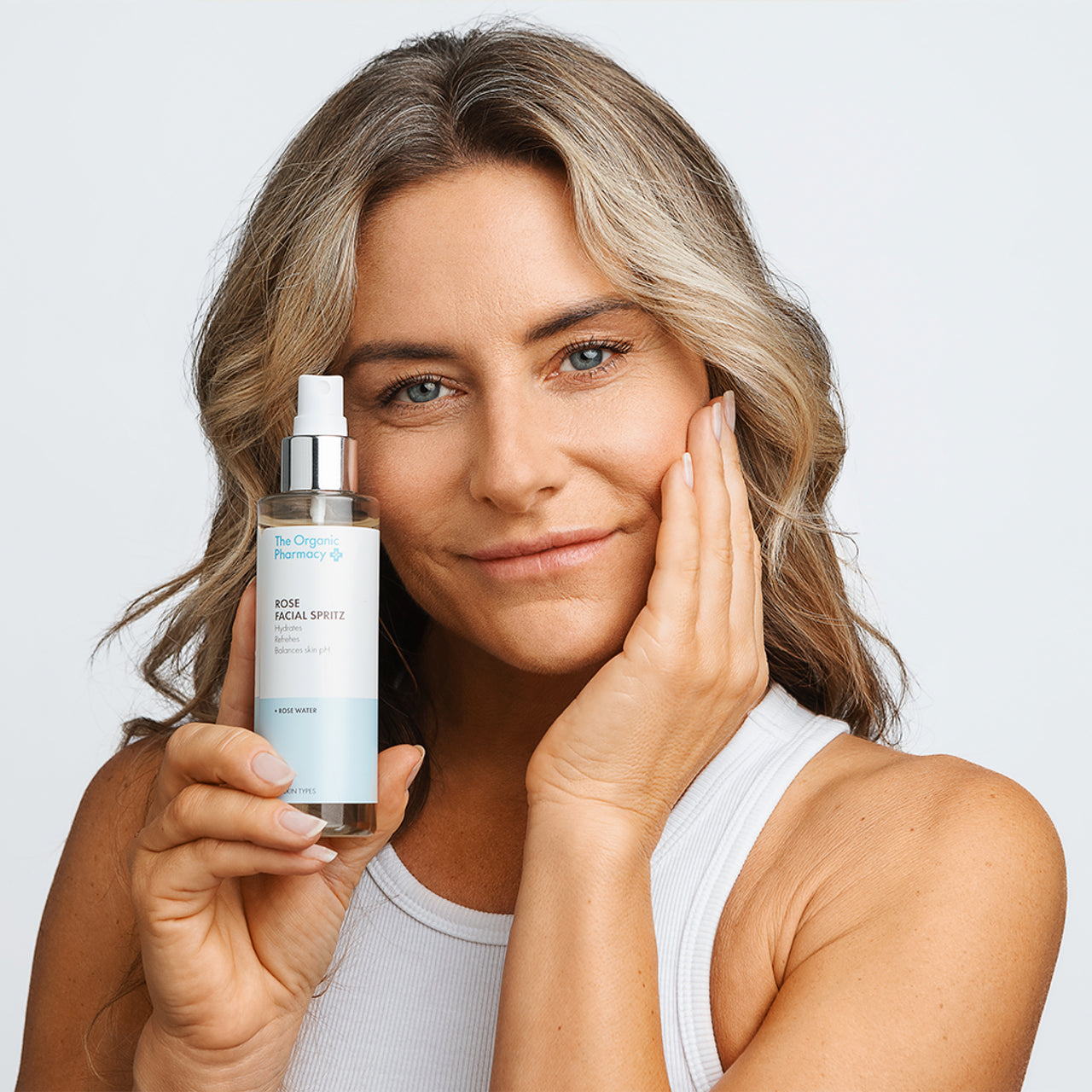 ROSE FACIAL SPRITZ - GÜL ÖZLÜ YATIŞTIRICI TONİK 150ML